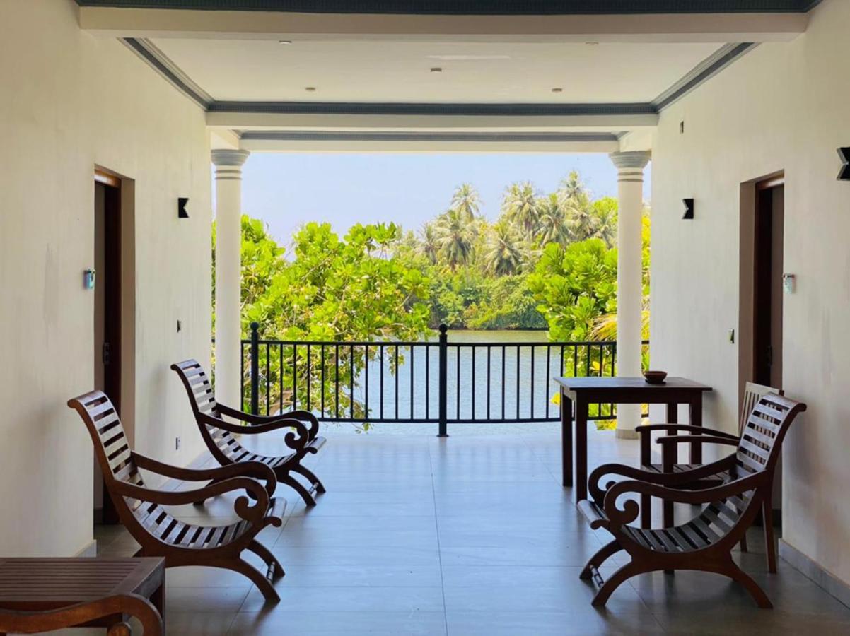Villa Riverside Алутгама Экстерьер фото