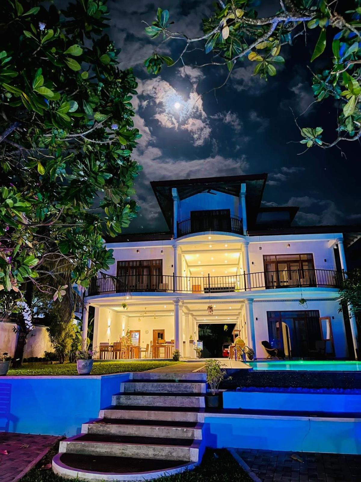 Villa Riverside Алутгама Экстерьер фото