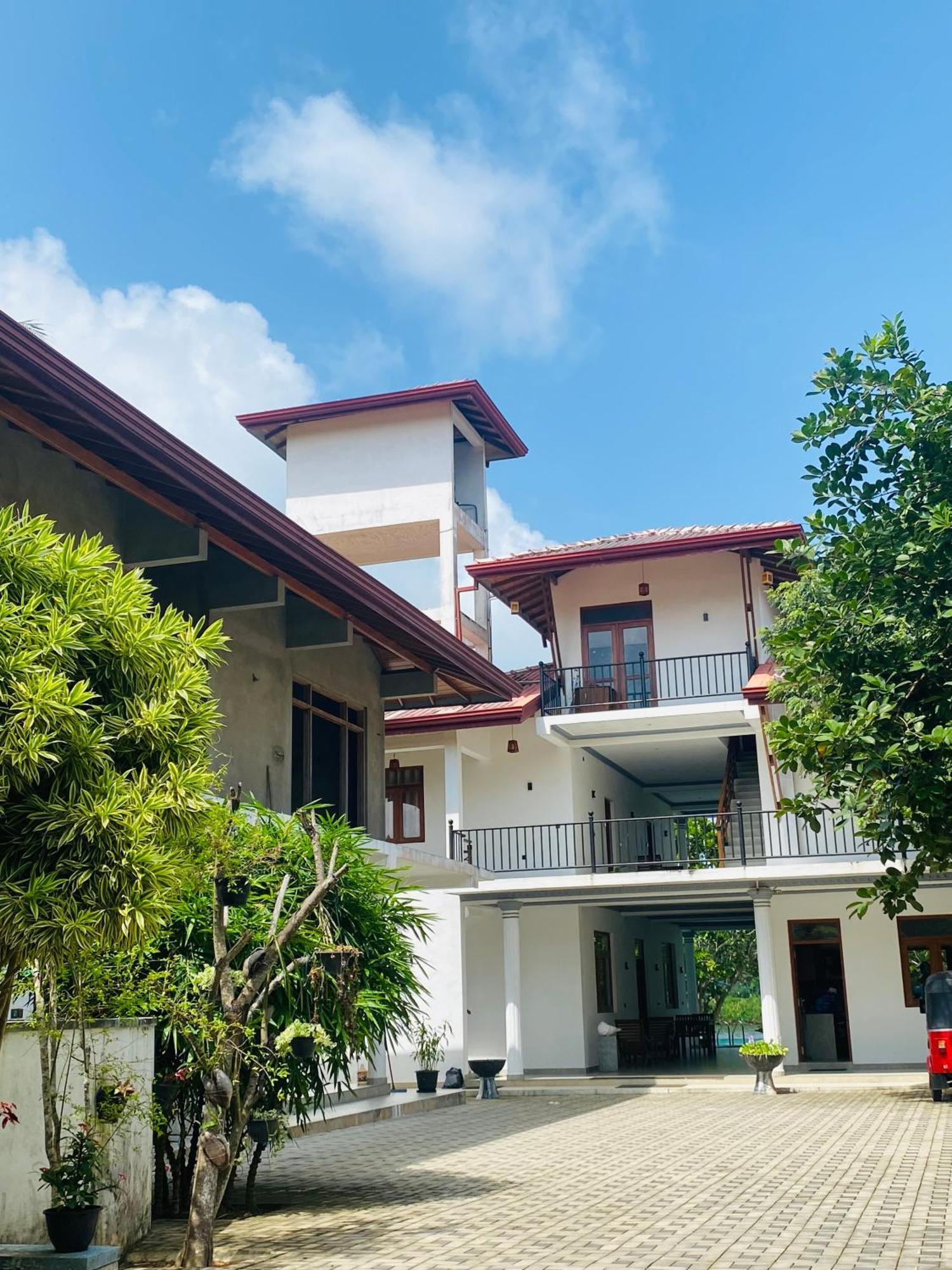 Villa Riverside Алутгама Экстерьер фото